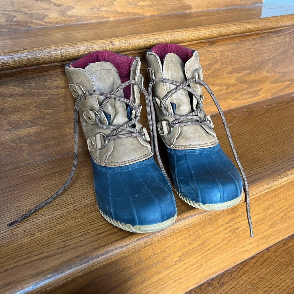 Tommy Hilfiger Duck Boots